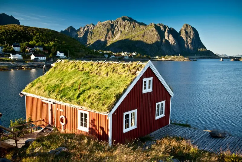Лофотенские острова, Норвегия домик на берегу