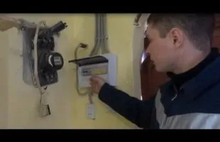 ОСВЕЩЕНИЕ ГАРАЖА Как самому правильно выполнить электромонтаж Электропроводка в гараже